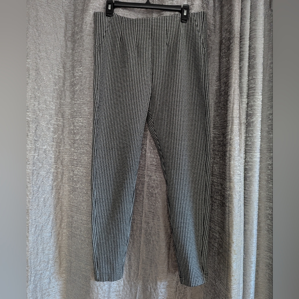 Marks & Spencer Women's Houndstooth Black and White Checkered Pants
